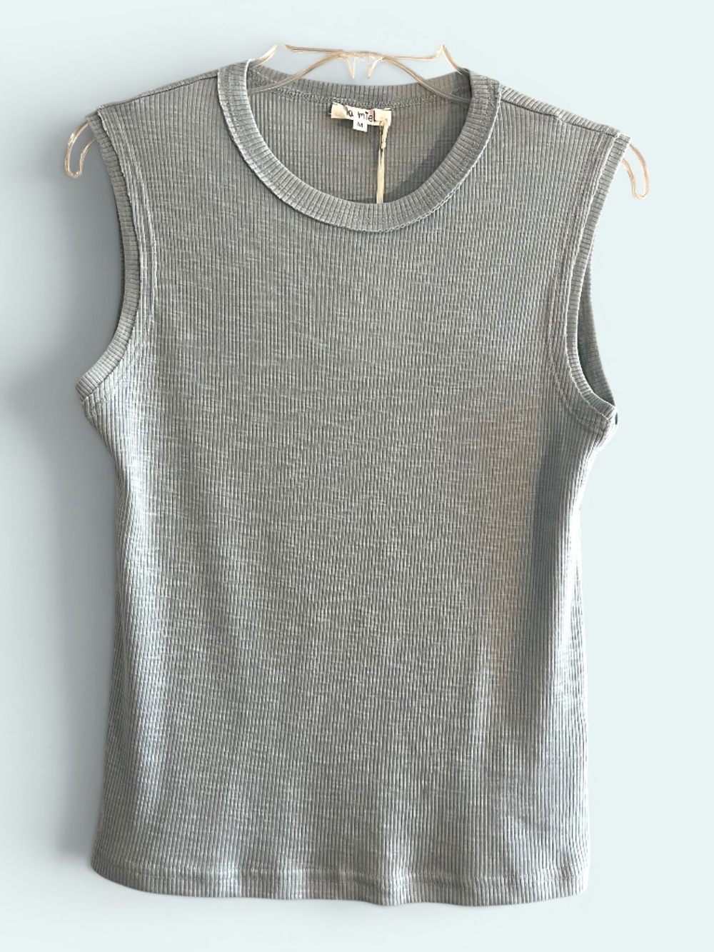 La Miel Gray Ribbed Crew Neck Sleeveless Top Size M NWT